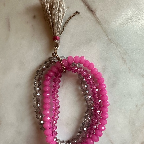 Pink and gray beaded bracelet with tassels! New! - Picture 4 of 8